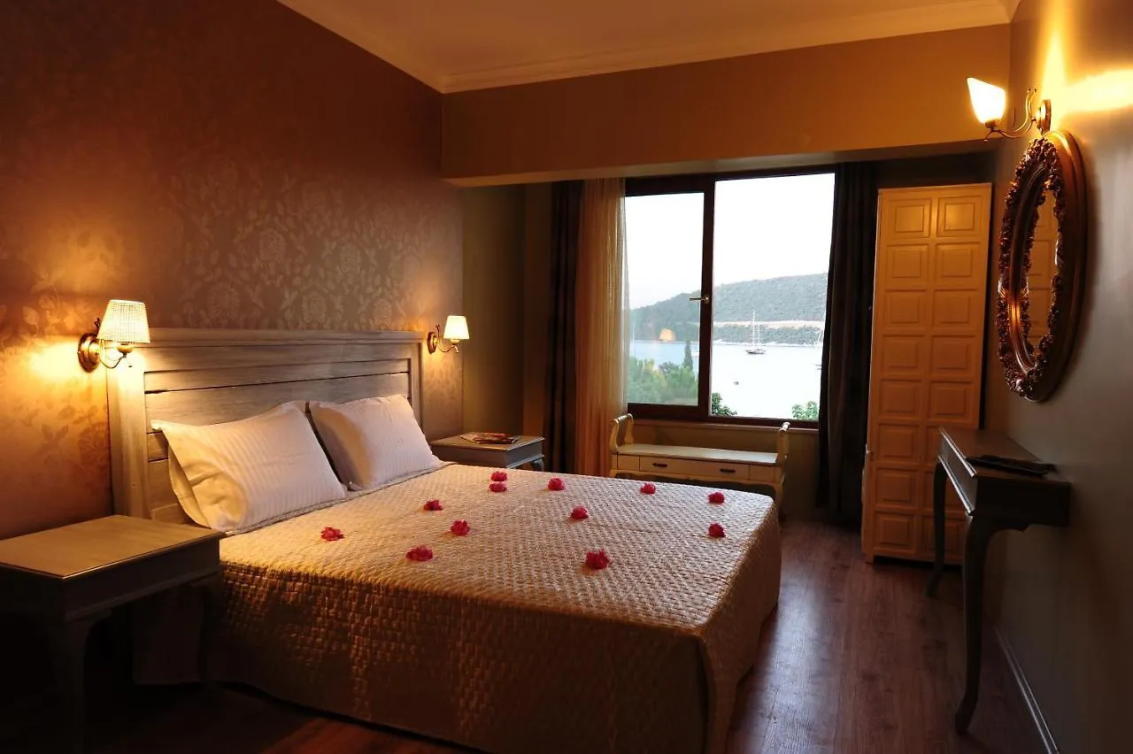 Karianda Hotel Golturkbuku