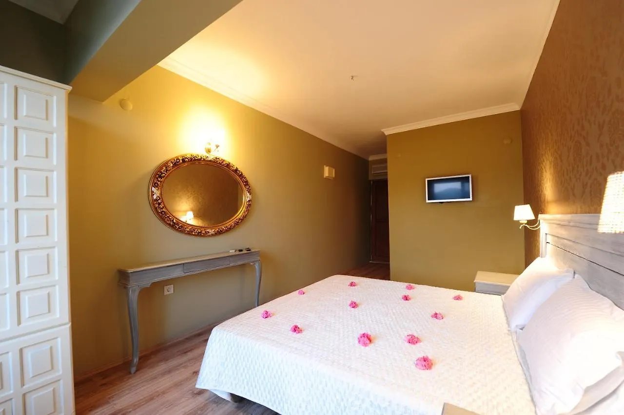 Karianda Hotel Göltürkbükü 0*,  Türkiye