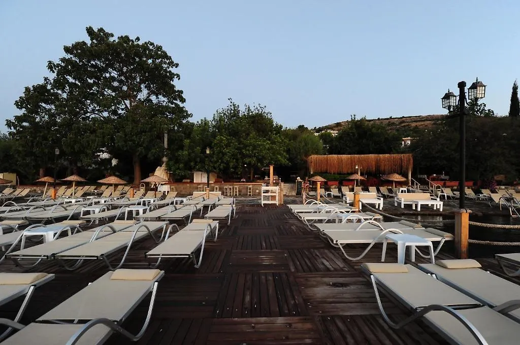 Karianda Hotel Göltürkbükü