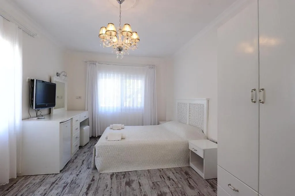 Karianda Hotel Göltürkbükü