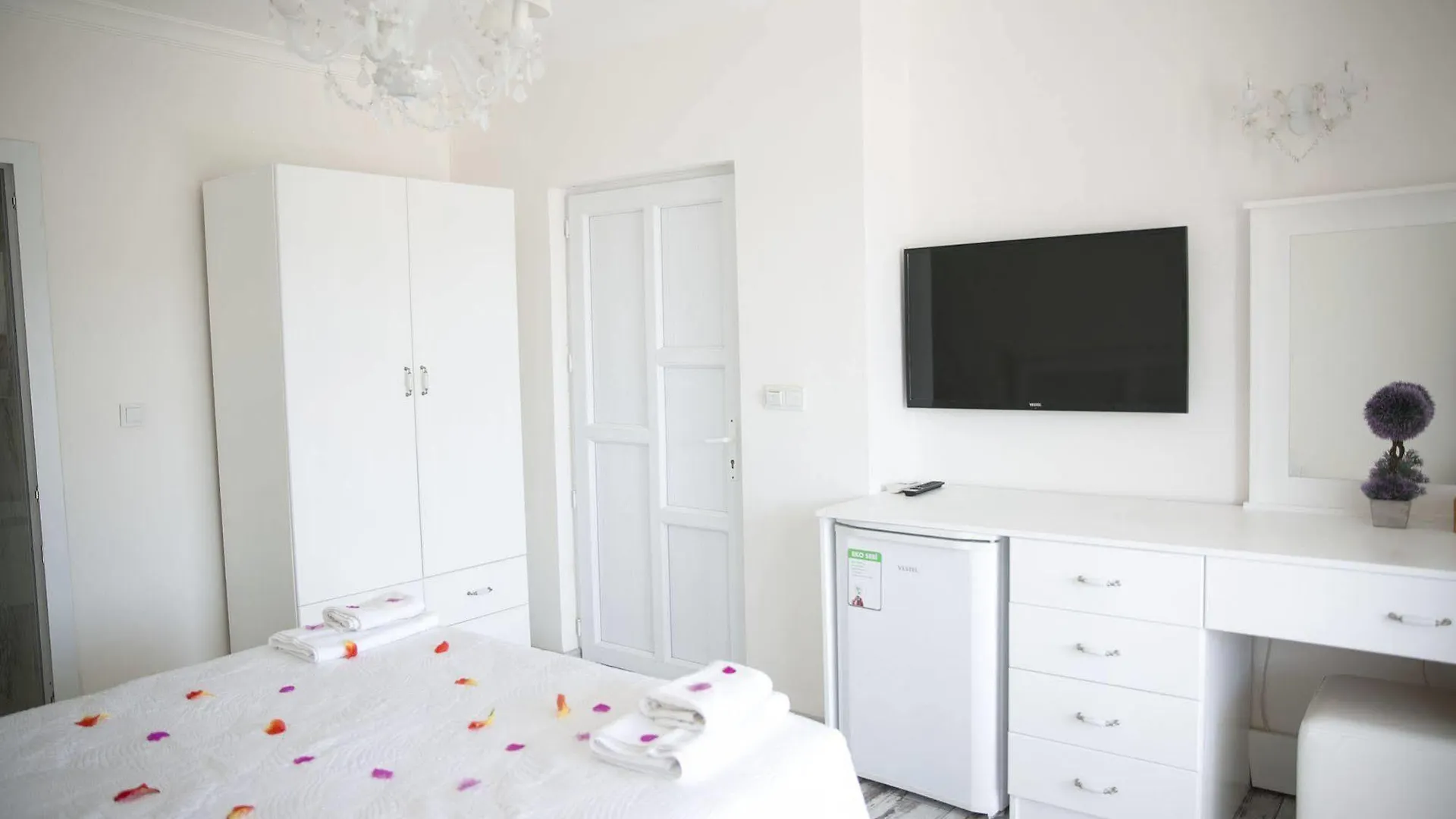 Karianda Hotel Göltürkbükü 0*,